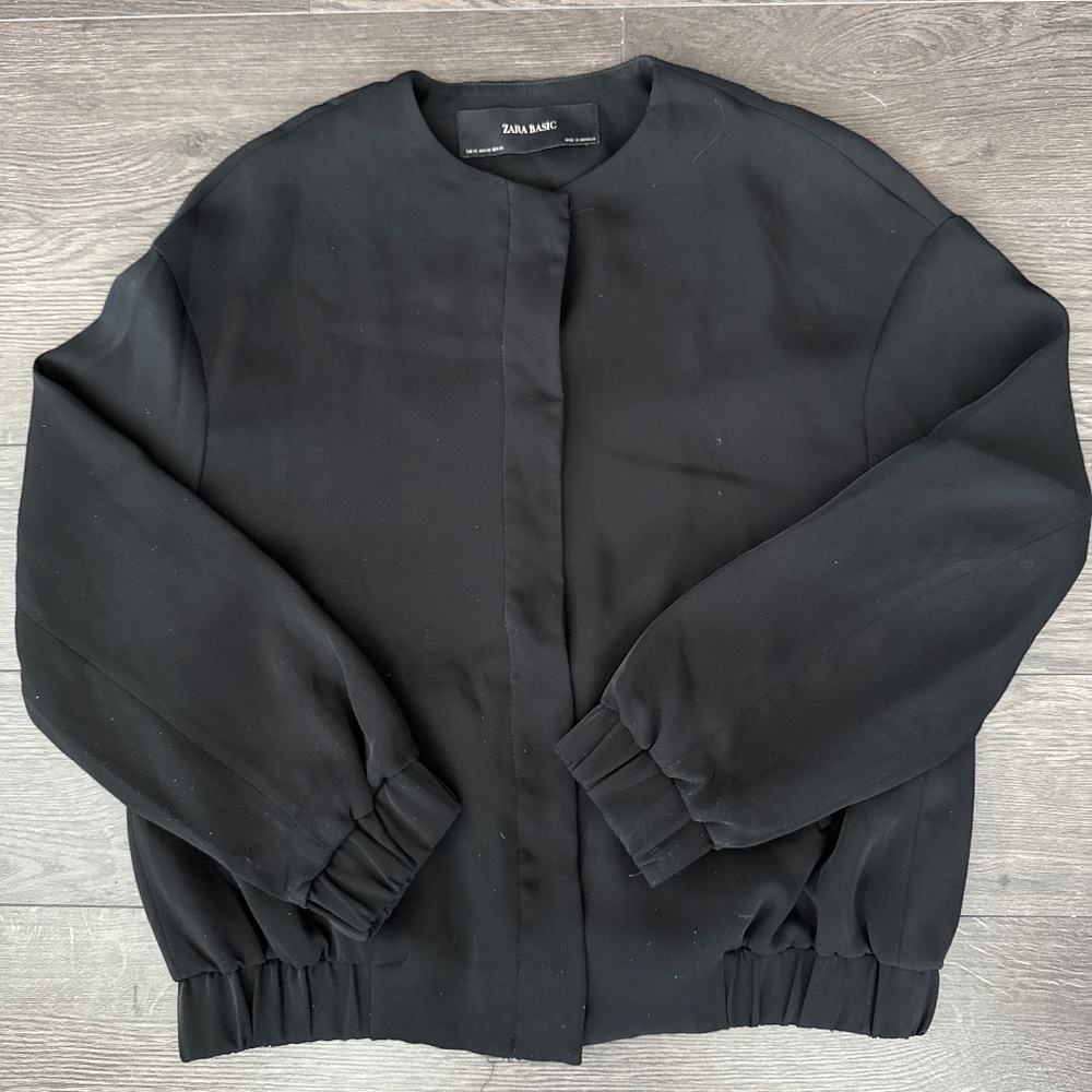 Zara women’s bomber jacket XS